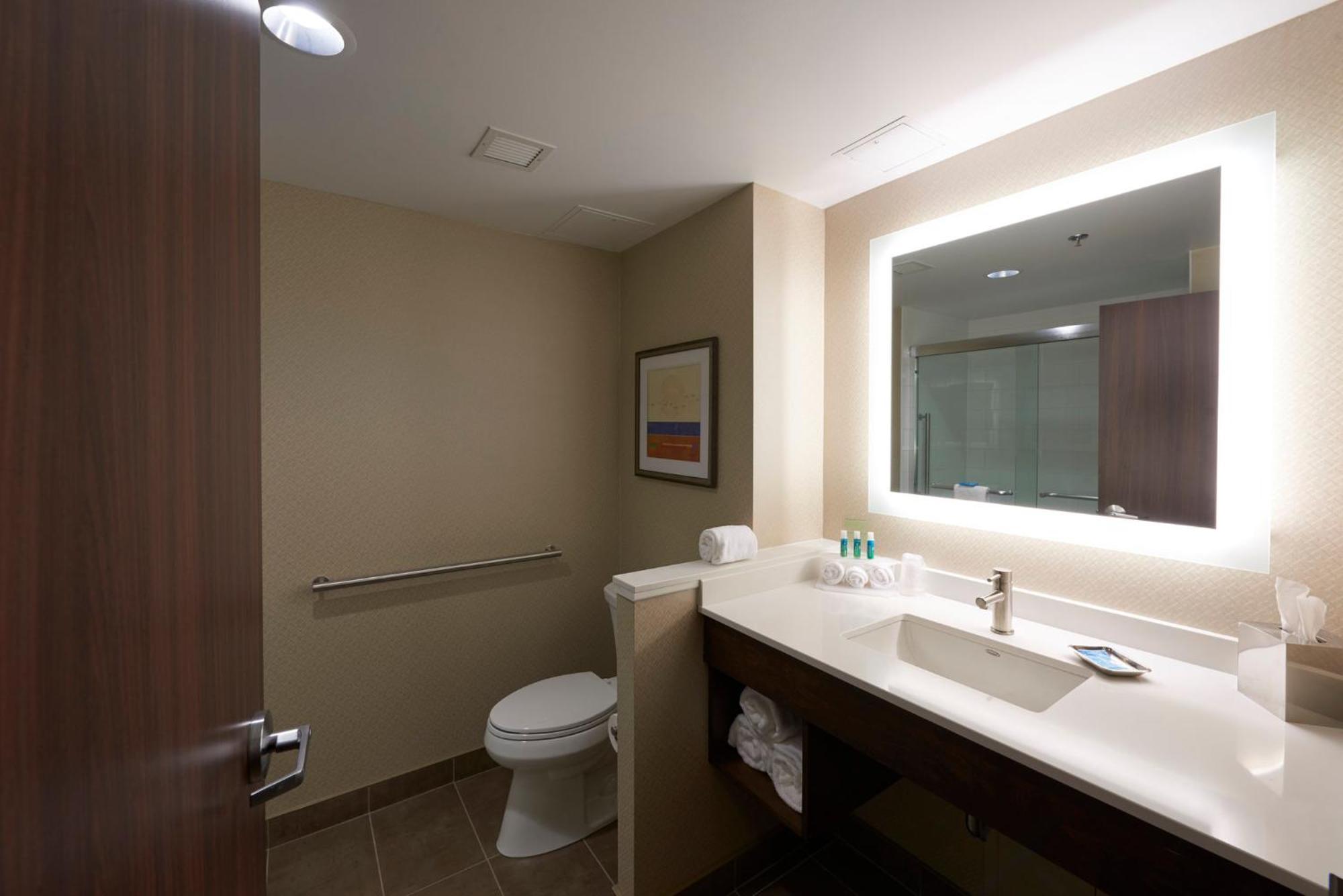 Holiday Inn Express & Suites St. John'S Airport By Ihg Ngoại thất bức ảnh