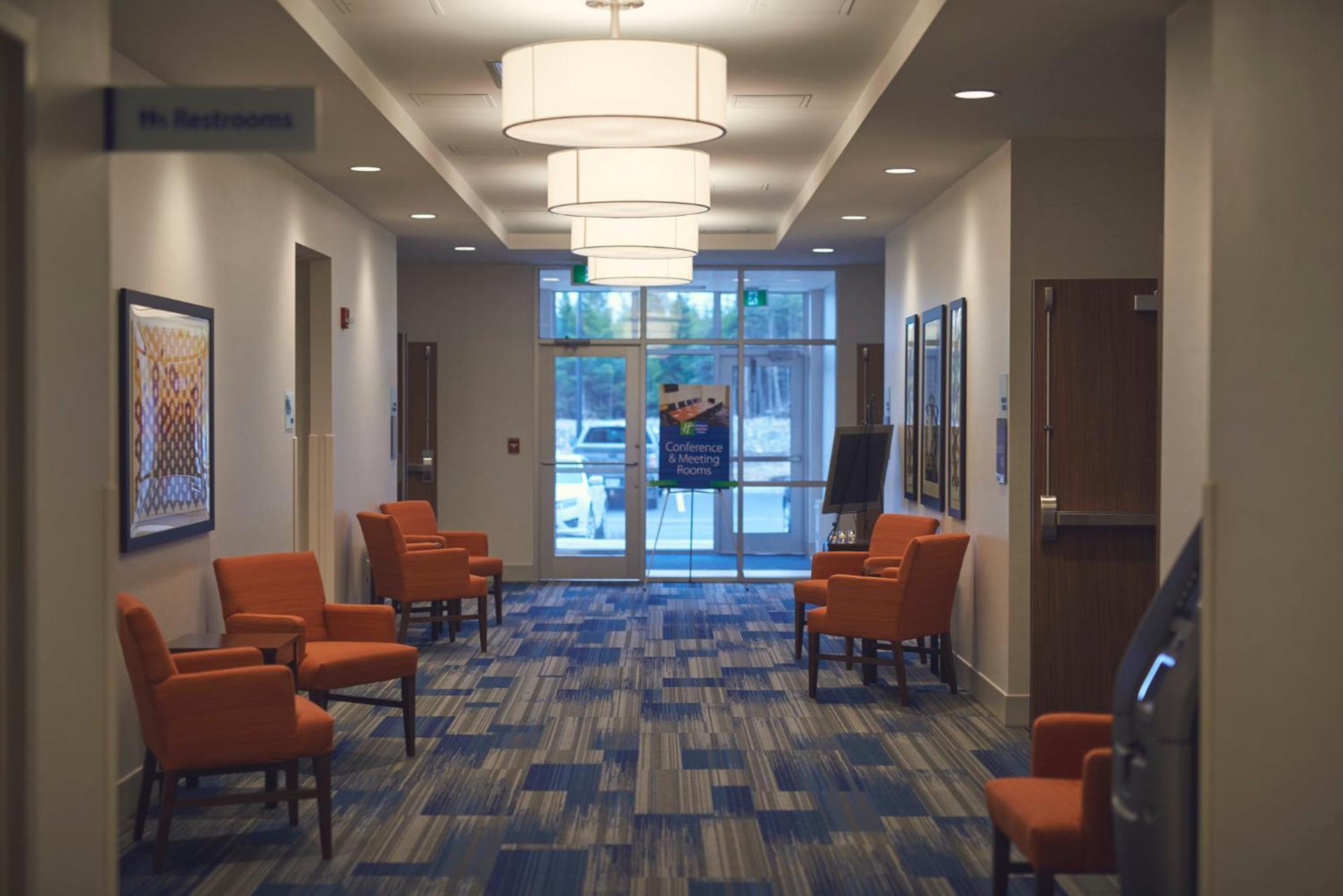 Holiday Inn Express & Suites St. John'S Airport By Ihg Ngoại thất bức ảnh